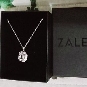 Brand New Zale Necklace Emerald.